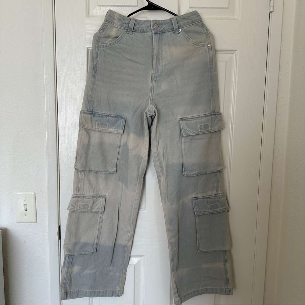 H&M Women’s High Waist Cargo Pants Sz 2 Light Blue Denim Utility Pants Pockets